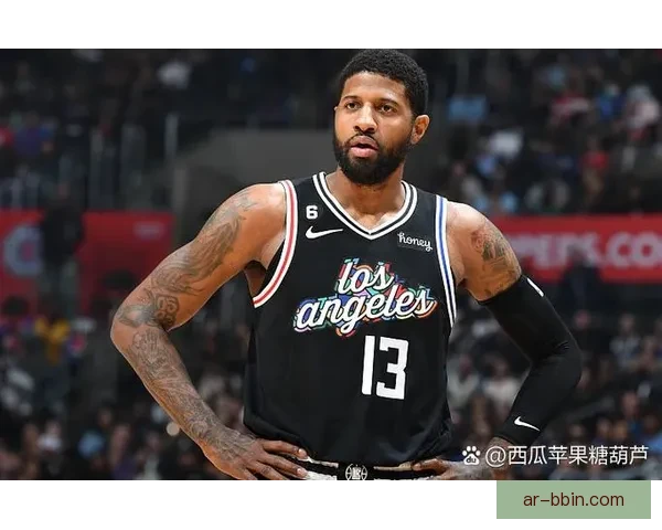 卡里克点名表扬舍什科自信提升 梅努全面展现高水平表现